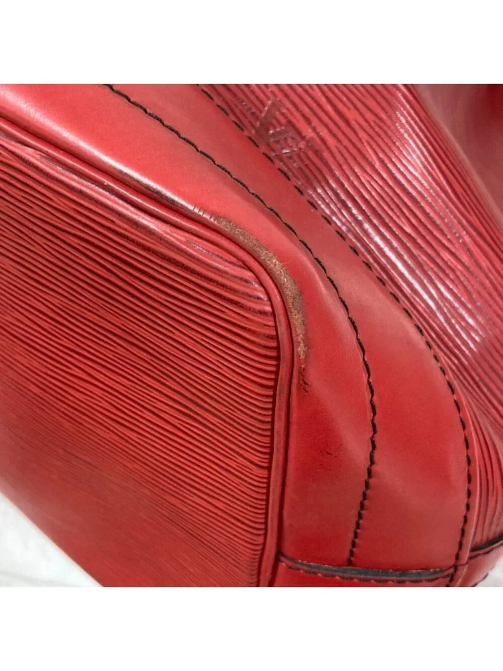 Louis Vuitton Epi Leather Noe Shoulder Bag Castilian